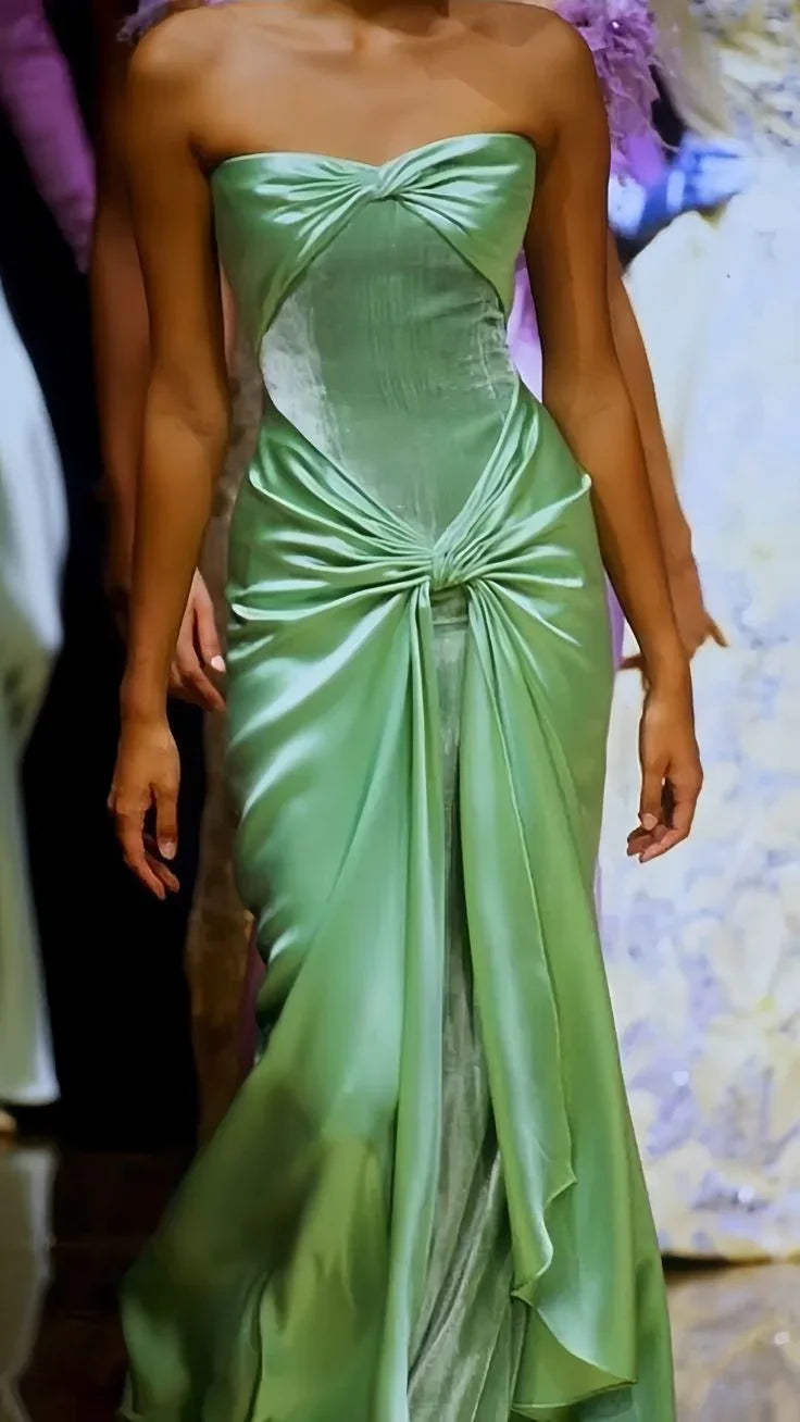 Elegante abito da sera in raso di velluto verde senza spalline Y7725