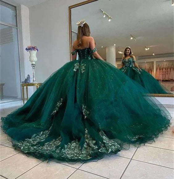 Robes de Quinceañera vert émeraude pour bal des 15 ans Robe de bal princesse sexy à épaules dénudées avec appliques en dentelle bouffantes Y6596