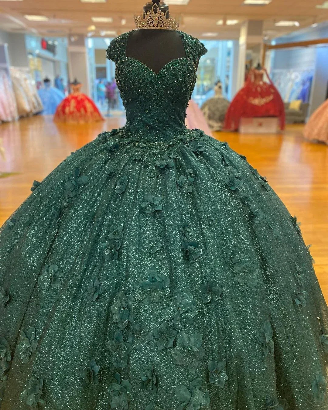 Abito da ballo verde principessa Abiti per Quinceañera Festa dei 15 anni Fiori 3D Pizzo Applicazioni Perline di cristallo Paillettes Abiti di compleanno Y606