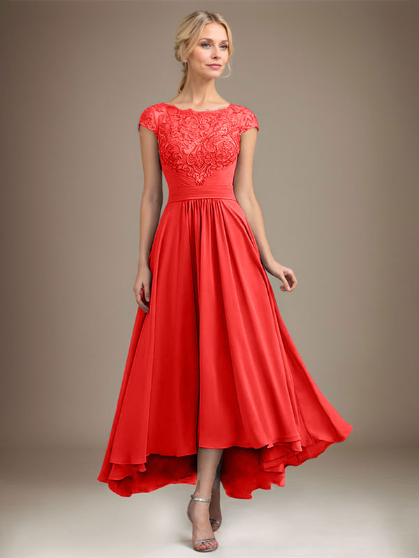 Robe de mère de la mariée en mousseline de soie à dentelle asymétrique illusion en décolleté arrondi et coupe en A avec plis