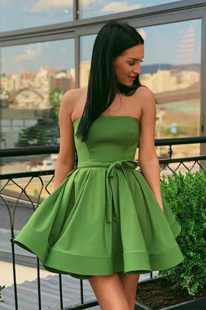 Red Satin A-line Strapless Short Homecoming Dresses, Short Party Dresses