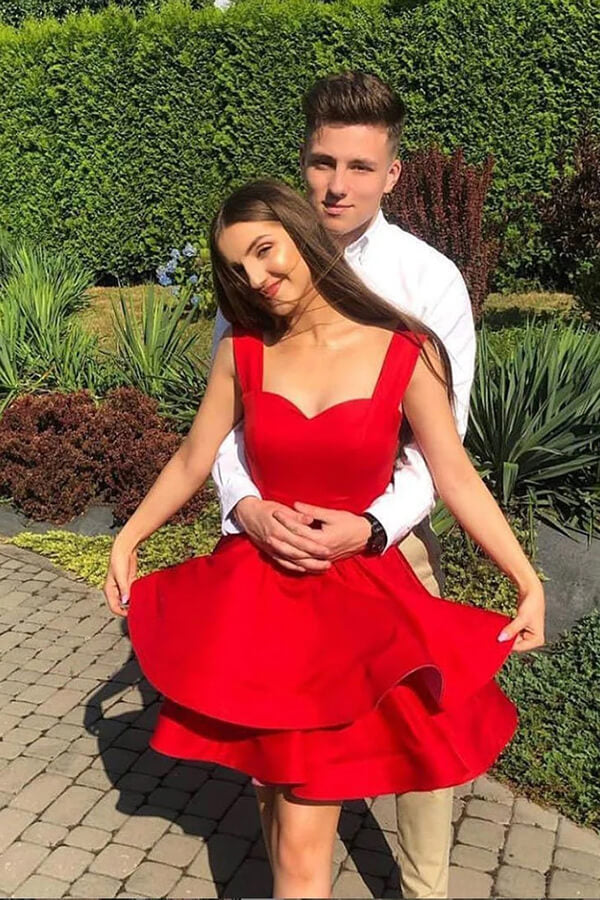 Vestidos de fiesta de satén rojo con escote en A, espalda descubierta y tirantes