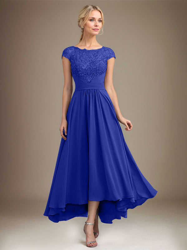 Robe de mère de la mariée en mousseline de soie à dentelle asymétrique illusion en décolleté arrondi et coupe en A avec plis