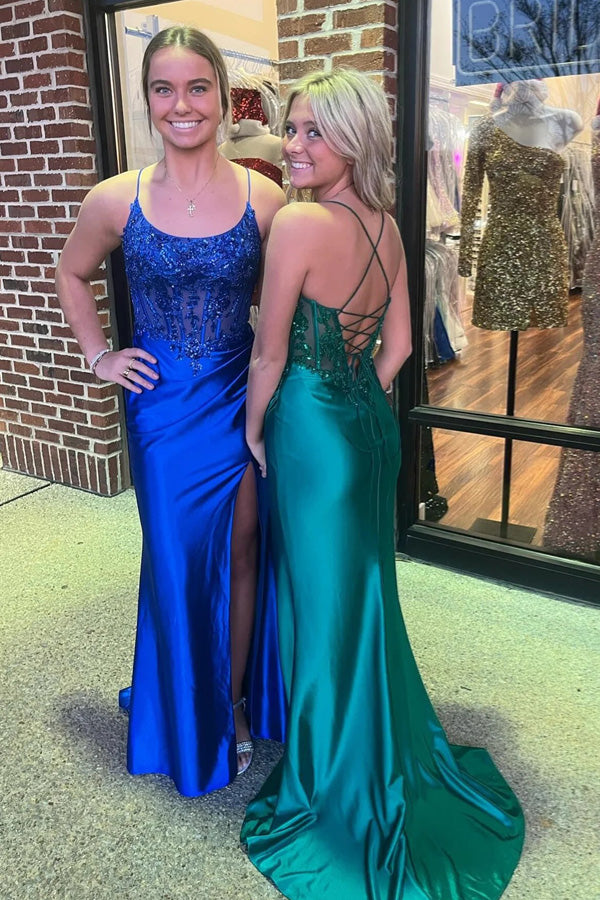 Vestido de fiesta largo de satén estilo sirena con cordones en azul real y abertura