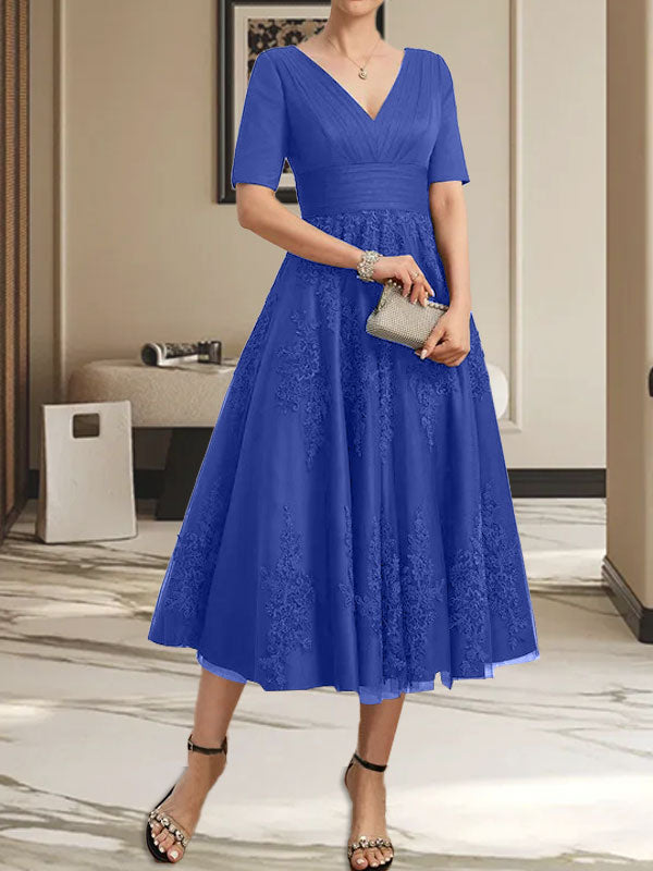A-Linie V-Ausschnitt Wadenlanges Tüll-Spitzenkleid für die Brautmutter mit Plissee
