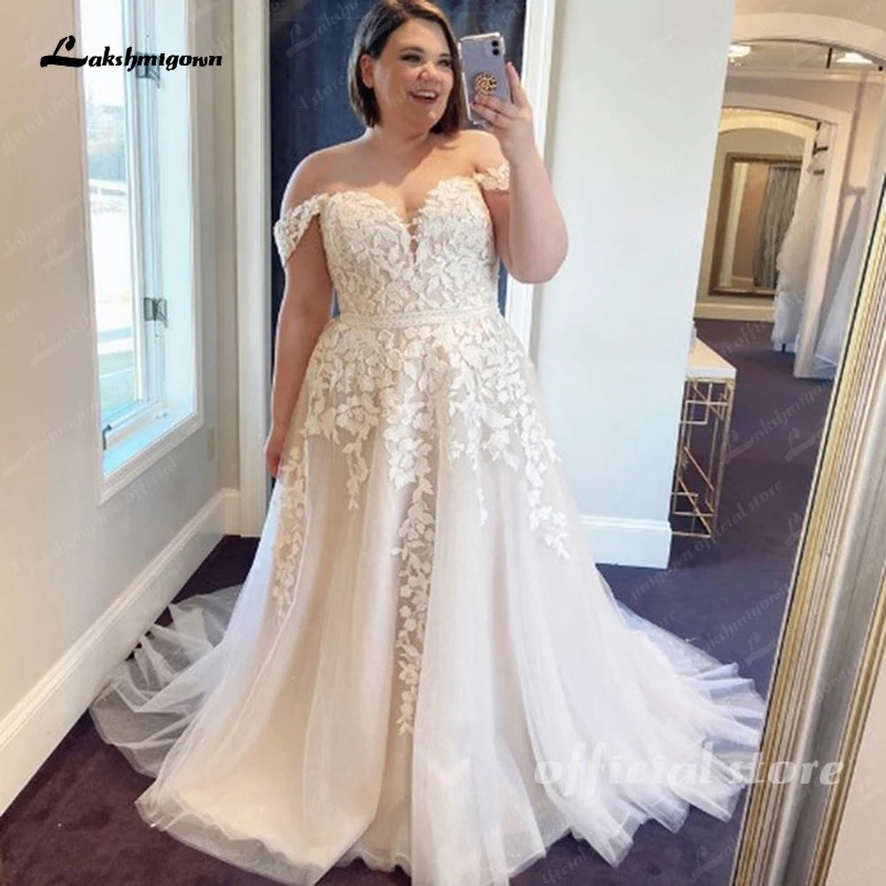 Lakshmigown Plus Size A Line Wedding Dress Off Shoulder Lace Floral Customized
