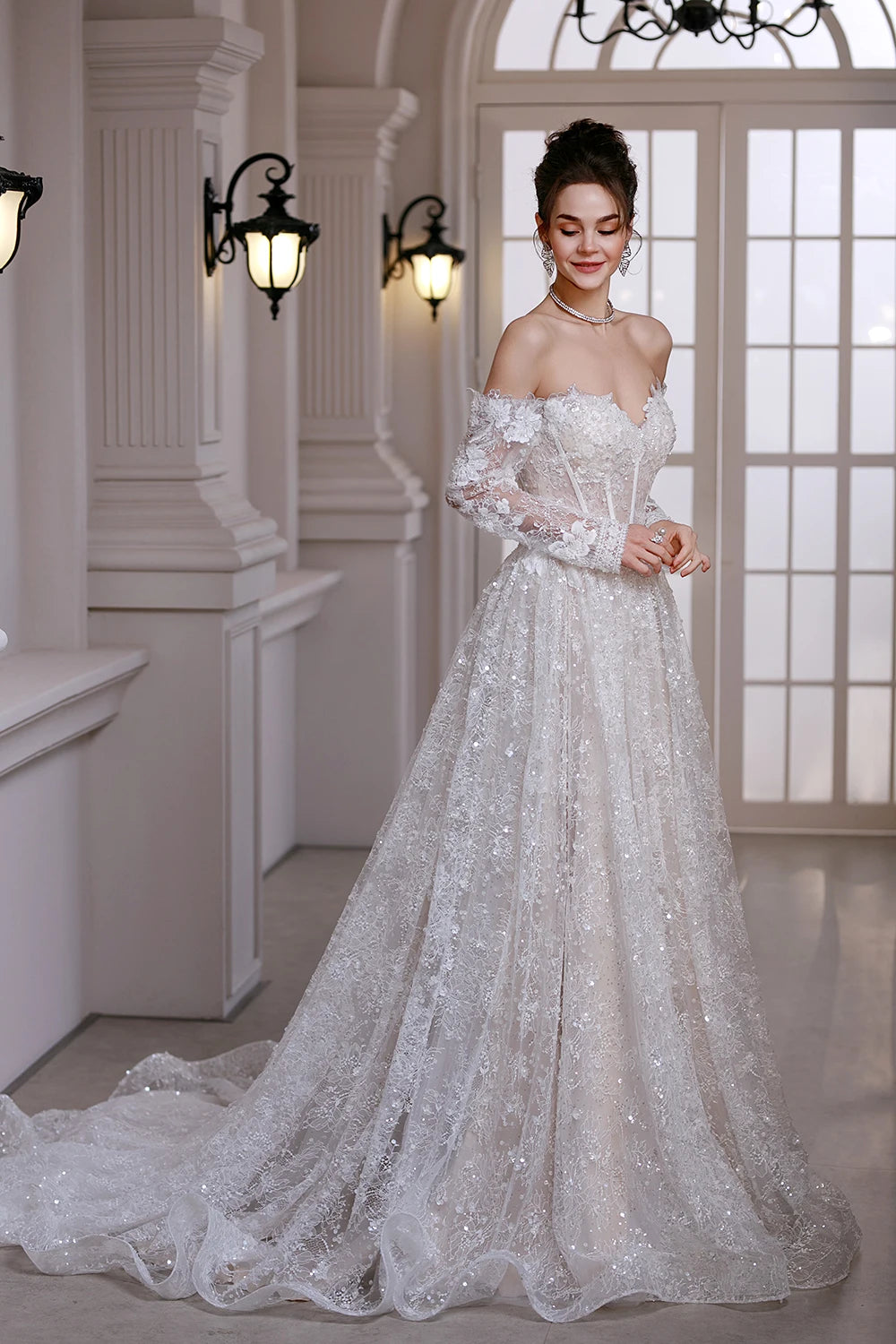 Luxury Custom Long Sleeve Lace Wedding Dress For Bride