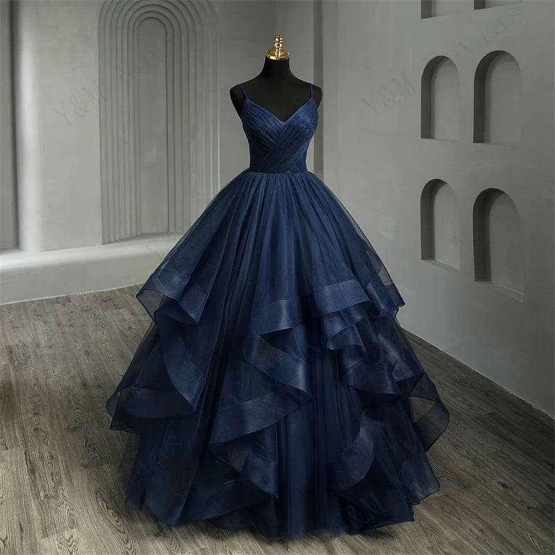 Marineblaue Quinceañera-Kleider mit Rüschen, V-Ausschnitt, Trägerbändchen, einfaches festliches verführerisches Prinzessinnenkleid Vestidos De Quinceañera
