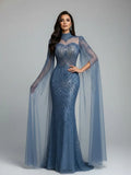 Luxuriöses zurückhaltendes blaues Meerjungfrauen-Abendkleid mit Umhang LA73006