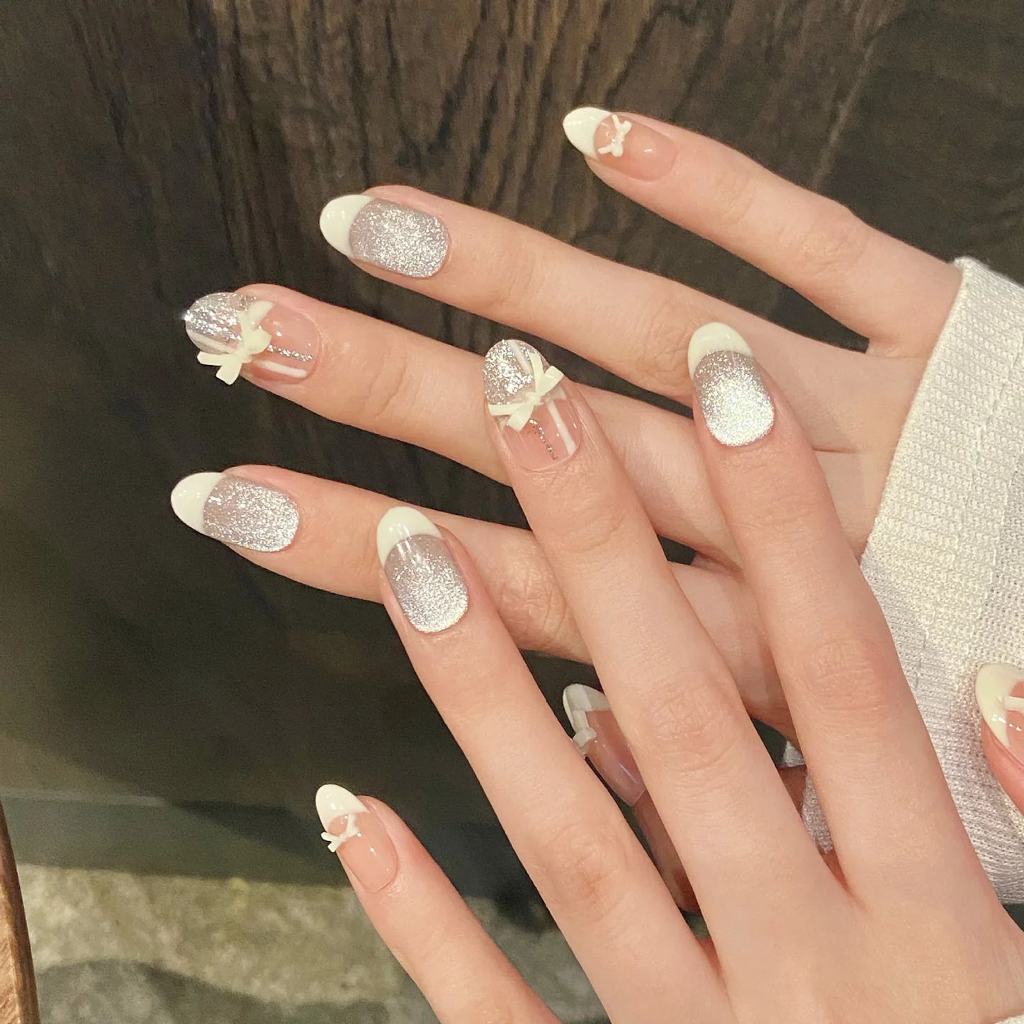 10 uñas postizas hechas a mano estilo ballet con lazos, cinta, crema, puntas francesas, uñas postizas con rubor, brillantes, estilo ojo de gato. 