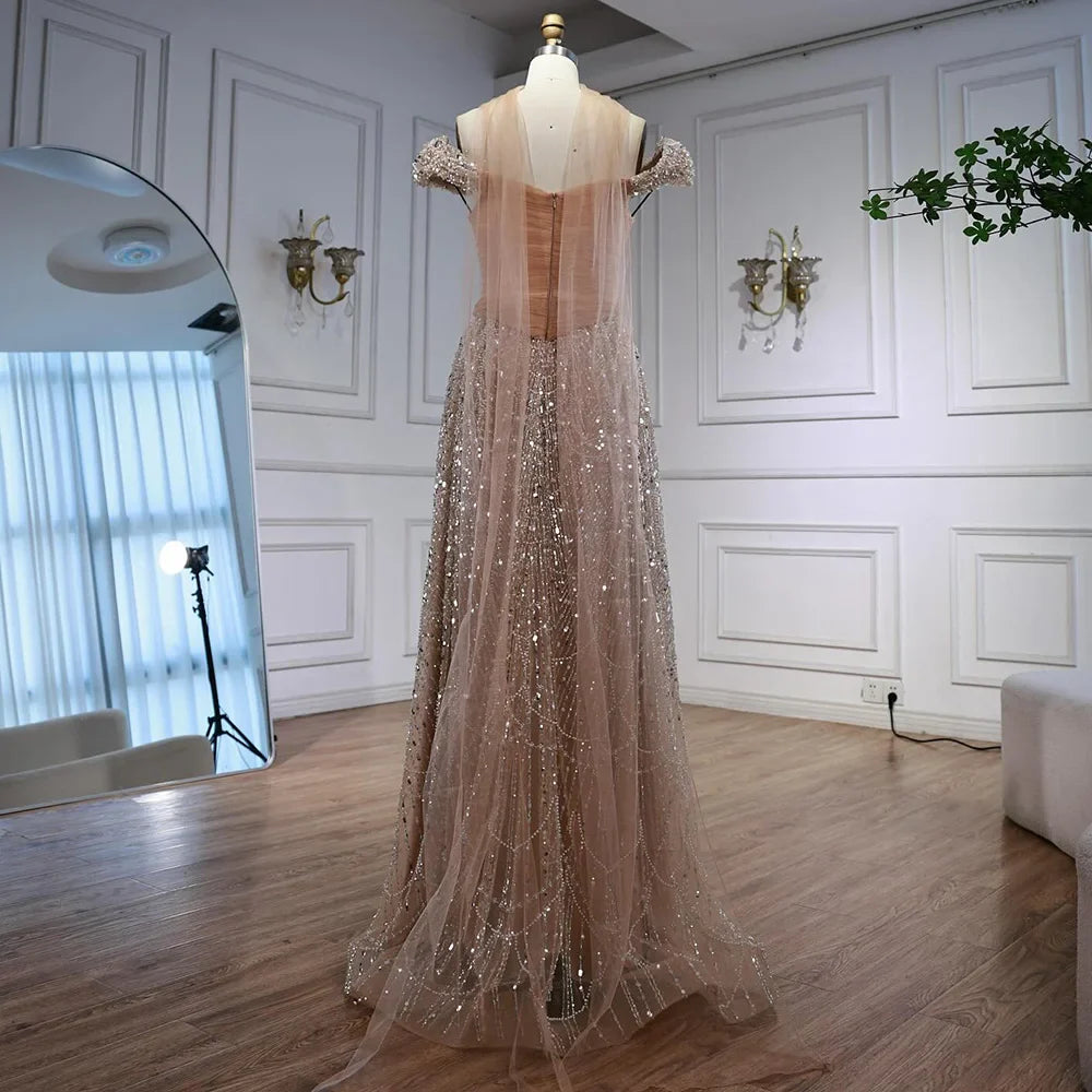 Vestido de Noite de Luxo com Pérolas Cor-de-Rosa Árabes Engastadas e Capa LA72922