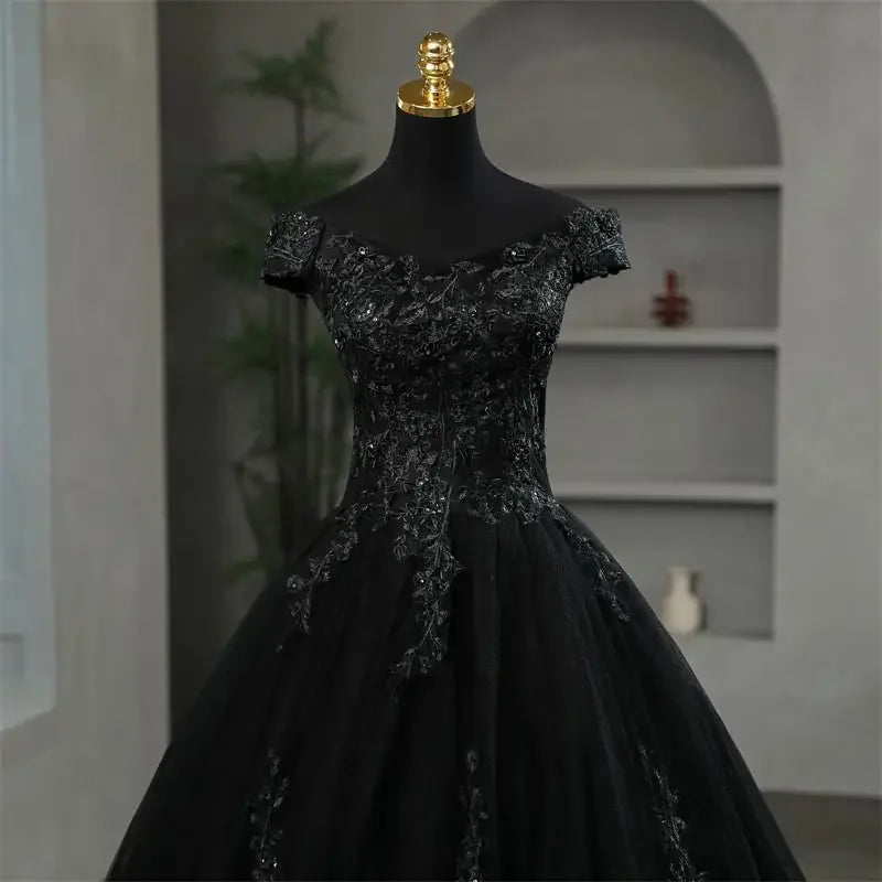 Schulterfreie lila Quinceañera-Kleider süßes Blumenfestkleid luxuriöse Applikationen Ballkleid echtes Foto Abschlussballkleid Boho Kleider