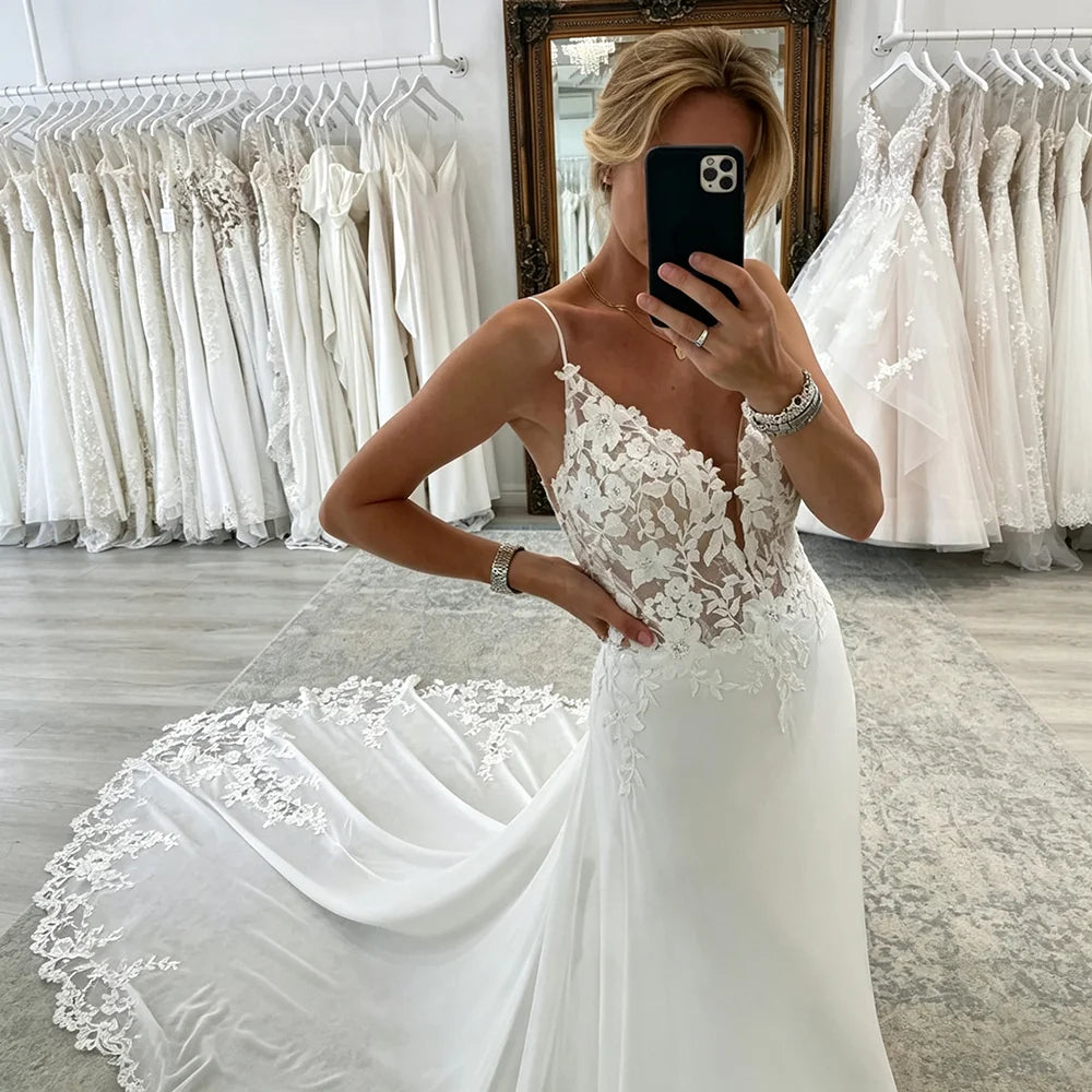 Womens Spaghetti Straps Deep V Backless Wedding Dresses Lace Appliques Chiffon Bridal Gown