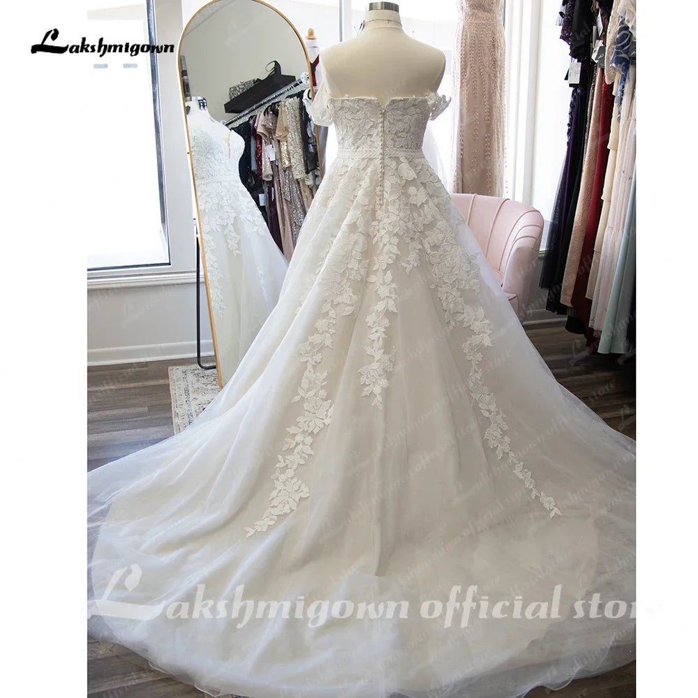 Lakshmigown Plus Size A Line Wedding Dress Off Shoulder Lace Floral Customized