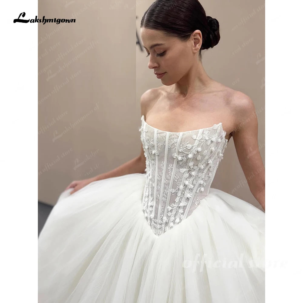 Strapless 3D Flower Wedding Gown Back Lace Up Floor Length Custom Bridal Dress