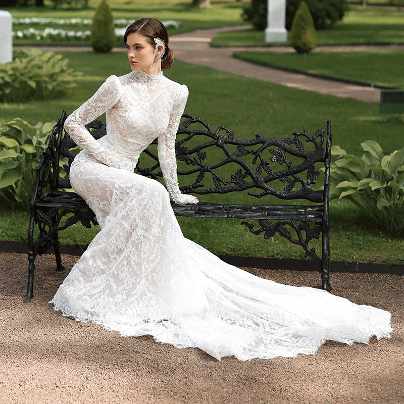 Custom Luxury Lace Mermaid Wedding Dress With Detachable Train