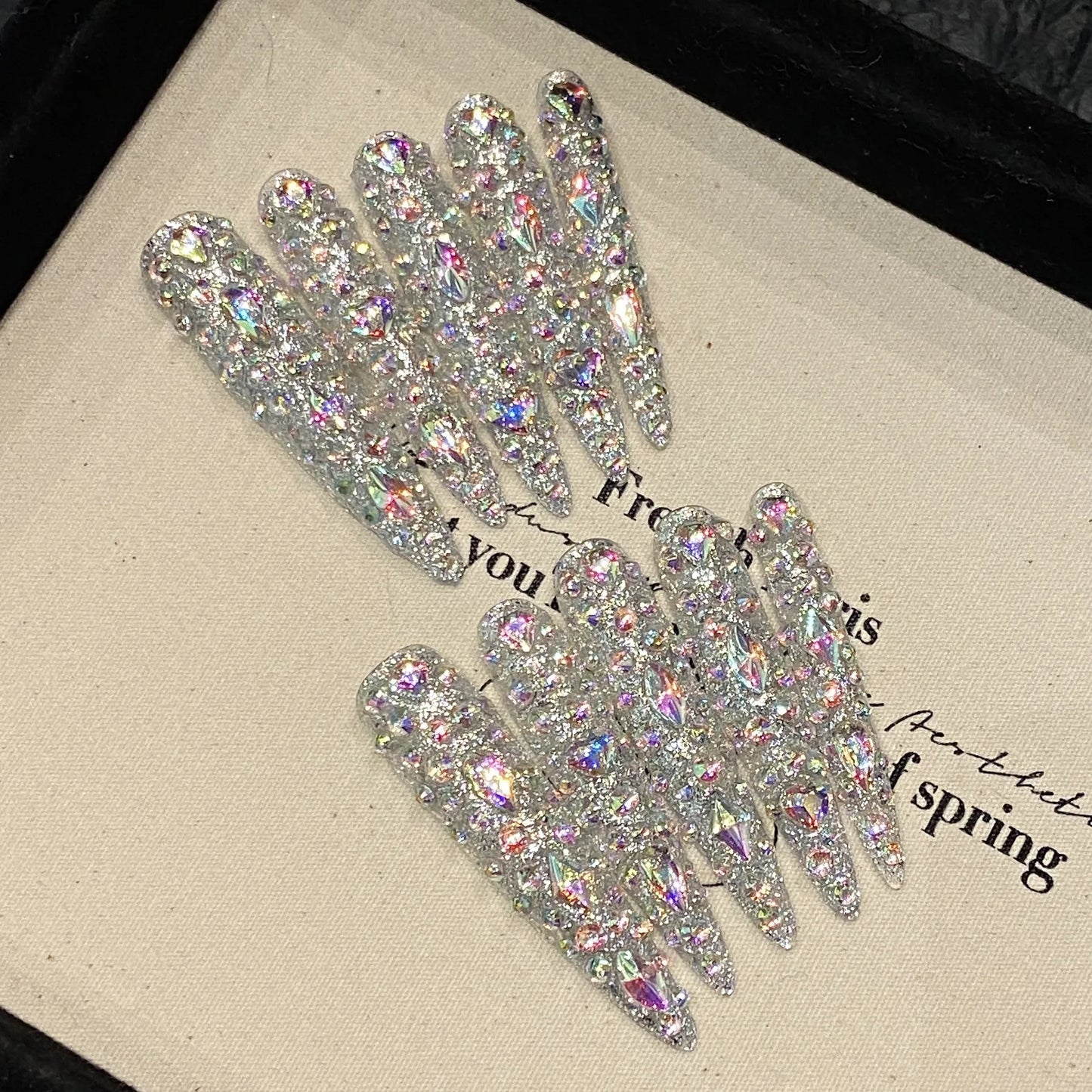 10 uñas postizas hechas a mano con diamantes brillantes, ligeras, de lujo, largas y puntiagudas, cobertura completa, uñas postizas Y2k, regalos de Año Nuevo. 