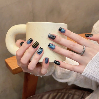 10 uñas postizas brillantes en azul y negro, hechas a mano, cortas, cuadradas, con diseño de gato, pintadas a mano. 