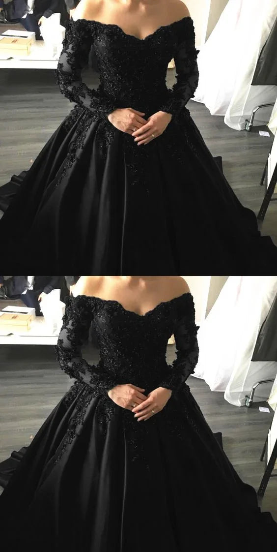 Black Lace Appliques Long Sleeves Ball Gowns Prom Dresses S14044