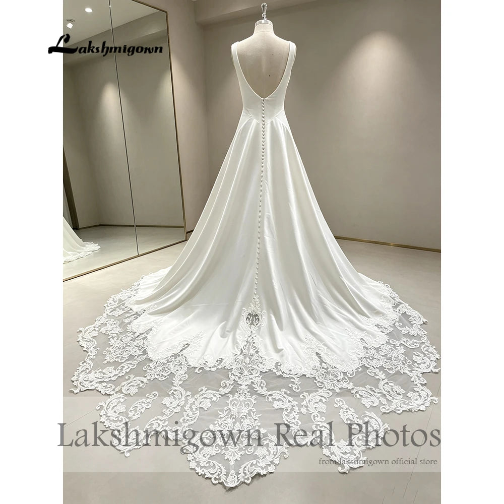 Lakshmigown Custom Crepe Satin Wedding Dress Scoop Neck Court Train