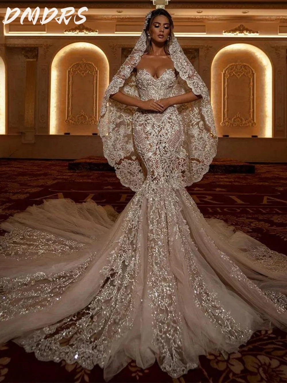 Sexy Herzausschnitt Hochzeitskleid 2025 Elegantes Meerjungfrauen-Brautkleid Reizvolles Spitzenkleid Ärmellos Bodenlang Maßgeschneidert