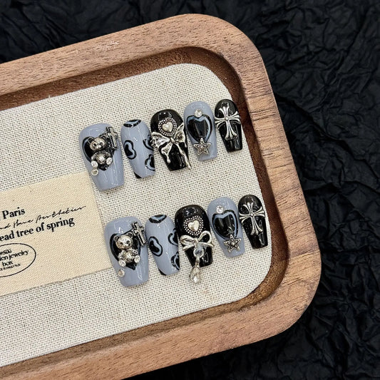 10 uñas postizas hechas a mano, estilo punk, de metal, con lazo, mariposa, decoración, cortas, para chica sexy. 
