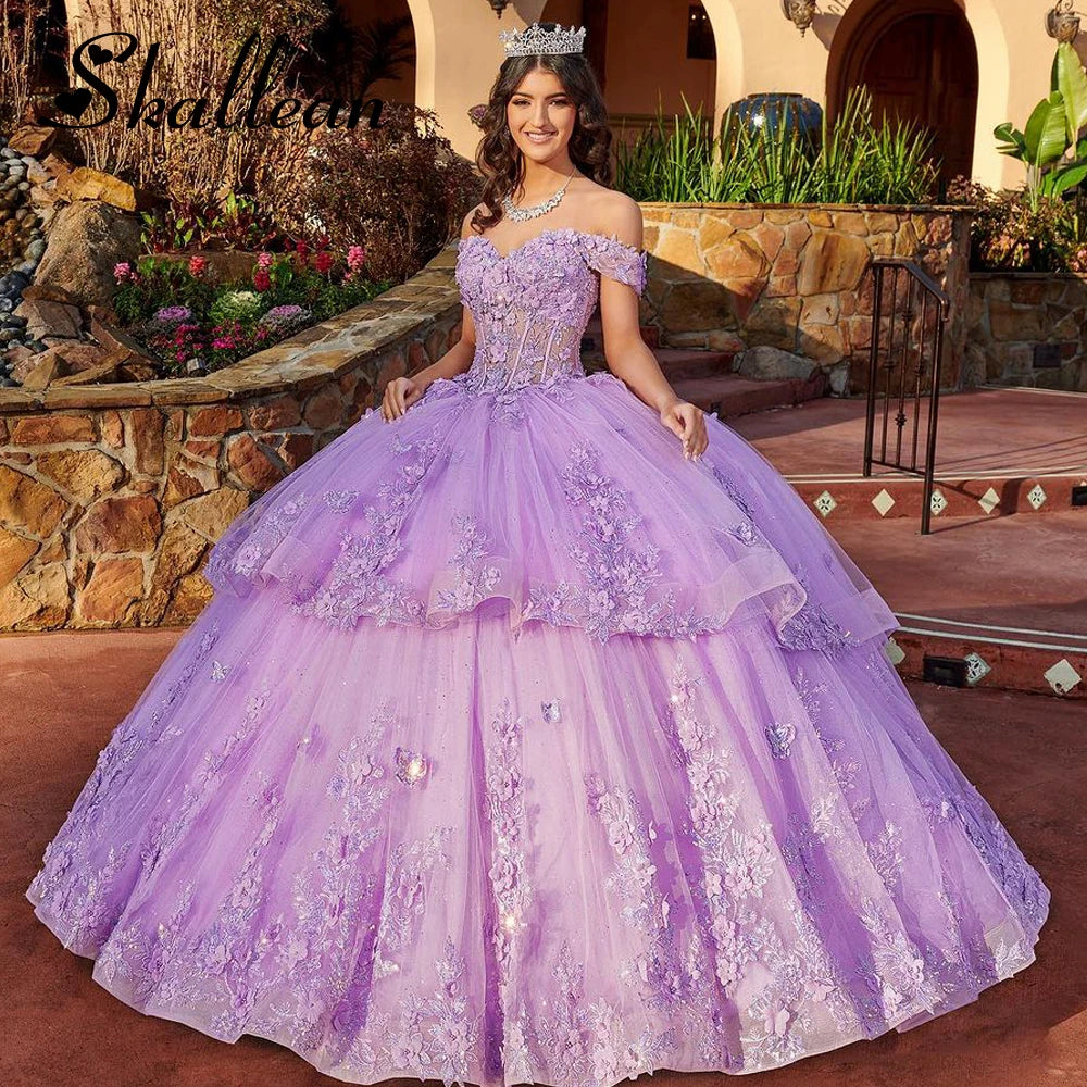 Skallean Stufige Quinceañera-Kleider Prinzessin Süße 16 Jahre Mädchen Geburtstagsfeier Perlen Spitzenapplikationen Kleider 15 Jahre Quinceañera