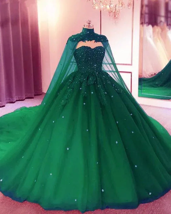 Robe de bal verte en forme de cœur avec cape S13179