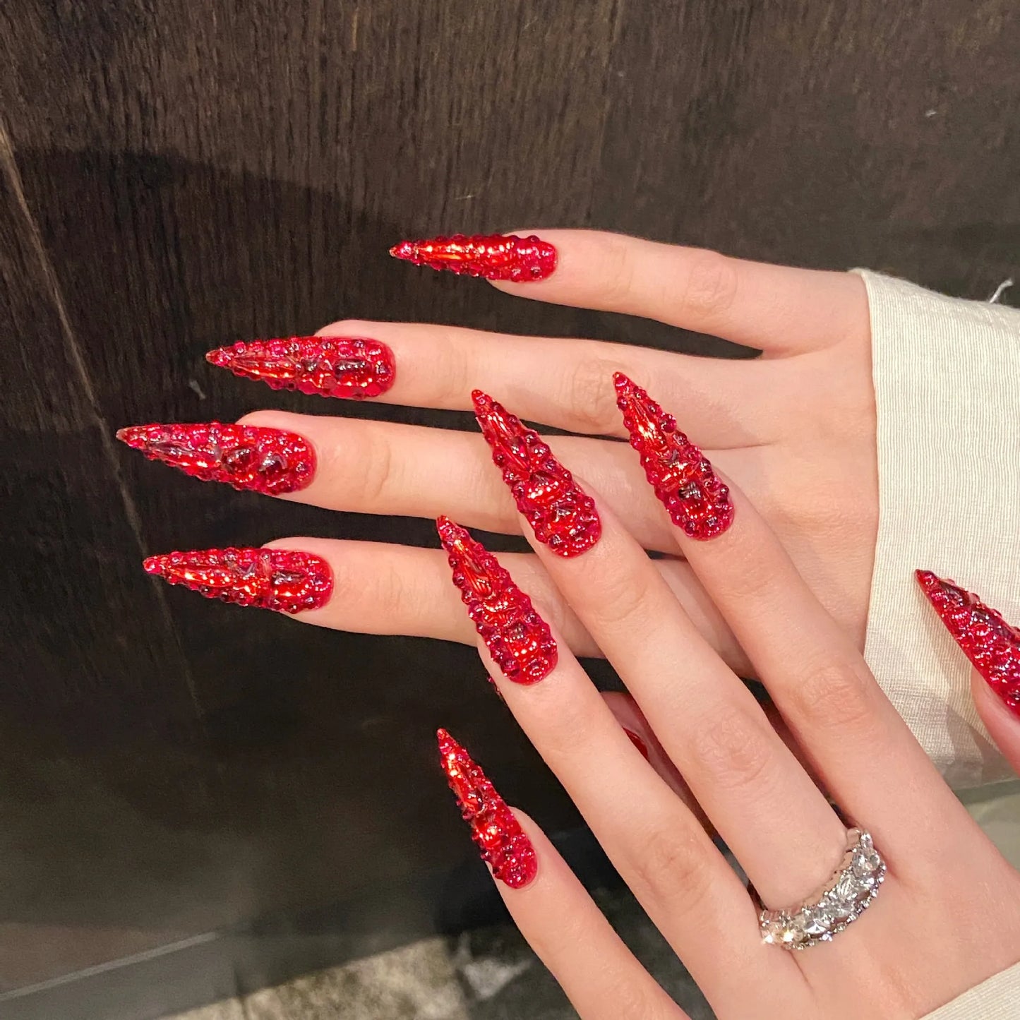 10 uñas postizas de lujo con brillantes y diamantes de imitación, hechas a mano, color rojo, largas, de cobertura completa, estilo Y2k, para verano. 
