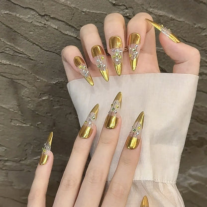 10 uñas postizas doradas hechas a mano, ligeras y lujosas, con diseños de diamantes brillantes, parches de uñas postizas almendradas largas desmontables. 