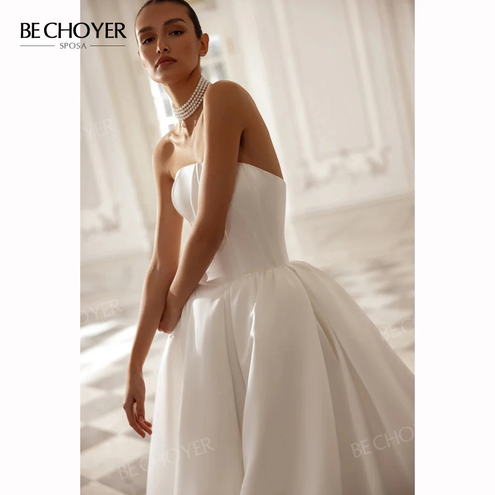 Elegant Vintage Wedding Dress Strapless Custom Princess Bride Gown