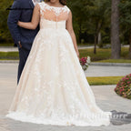 Plus Size Champagne Tulle Wedding Dress Sleeveless Long Lace Applique Gown