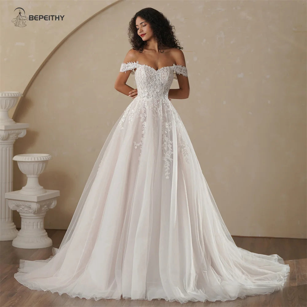Elegant Champagne Lace Wedding Dress Strapless Boho Bridal Gown 2025