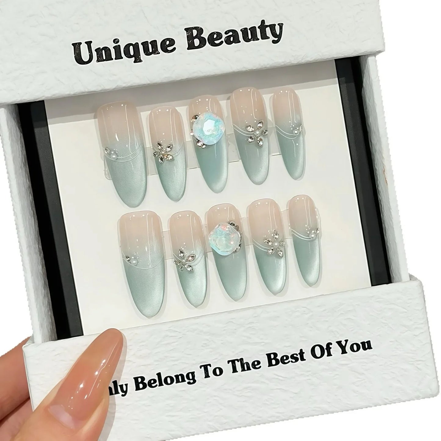 10 uñas postizas de color sólido hechas a mano, estilo francés, verde claro, suaves, largas, almendradas, brillantes, de verano. 