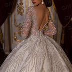 Vestidos de novia sexys con cuentas Vestidos de novia de lujo con cuentas hechas a mano Vestido de boda de manga larga Vestido de baile con cola larga de capilla