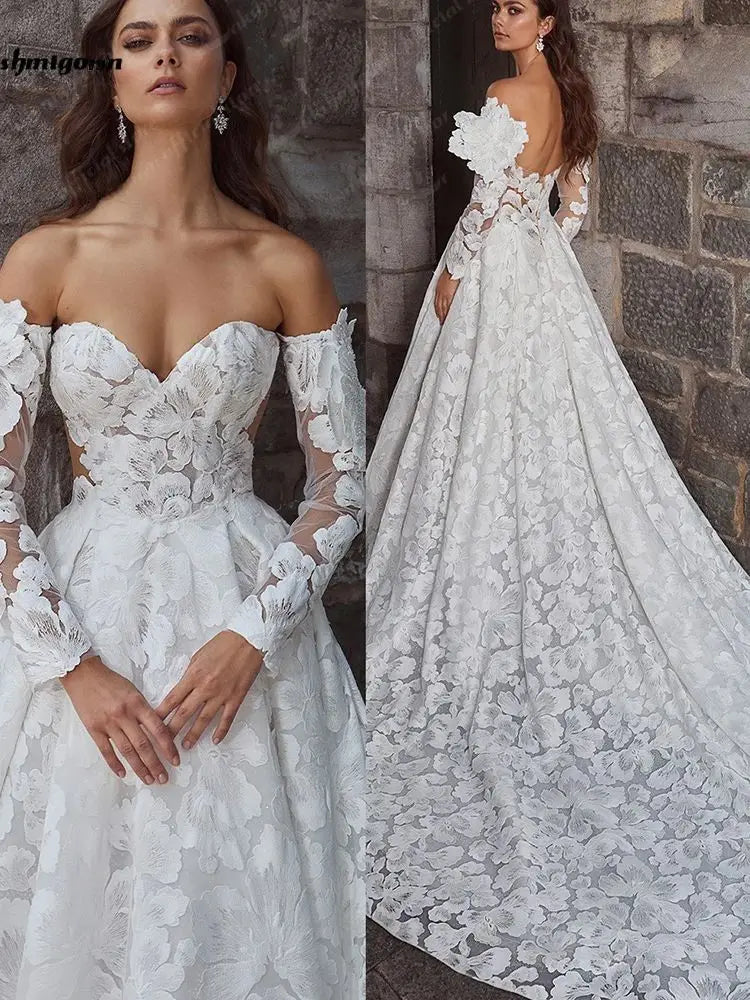 Luxury Customized Ivory Lace A Line Bridal Gown With Sleeves