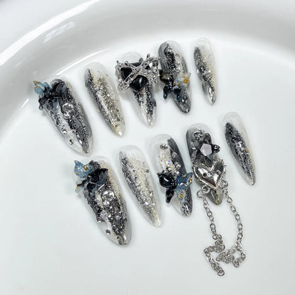 10 uñas postizas hechas a mano con diseño de mariposas negras brillantes, estilo Y2K, con diseño de almendras largas y dulces. 