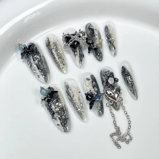 10 uñas postizas hechas a mano con diseño de mariposas negras brillantes, estilo Y2K, con diseño de almendras largas y dulces. 
