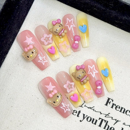 10 parches de uñas postizas francesas rosas, hechos a mano, con diseño de almendras largas, con estampado de leopardo y cadena de metal. 