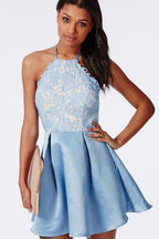 Robe d'invitation à prix abordable avec dos noué et appliques bleu clair, robe de fête