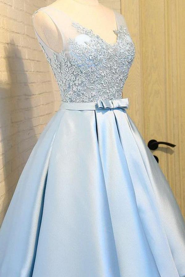 Robes de bal de fin d'année en satin bleu clair à col en V, robe de fête avec appliques