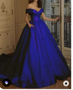 Abito da ballo principesco in raso blu reale con spalle scoperte Y310