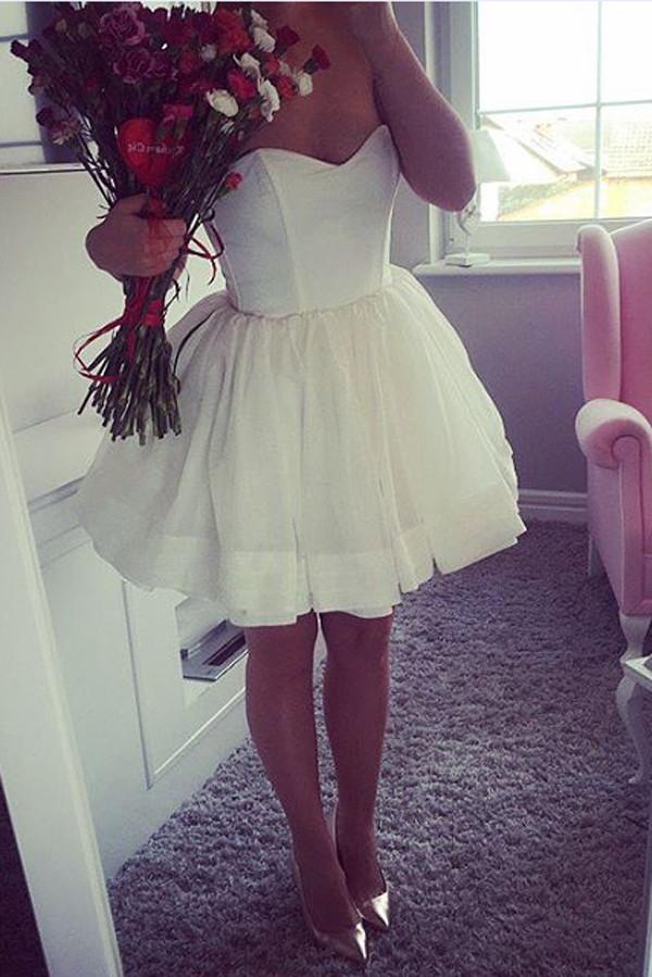 Günstiges weißes Sweetheart-Kurzballkleid, Homecoming-Kleid, Partykleid