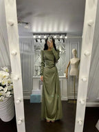 Abito da sera aderente elegante per invitata a matrimonio autunnale, lungo fino a terra con maniche lunghe Y5897