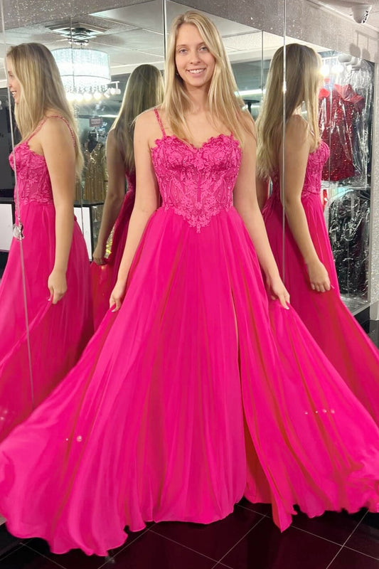 Magentafarbenes, herzförmiges A-Linien-Ballkleid mit Schlitz und Applikationen