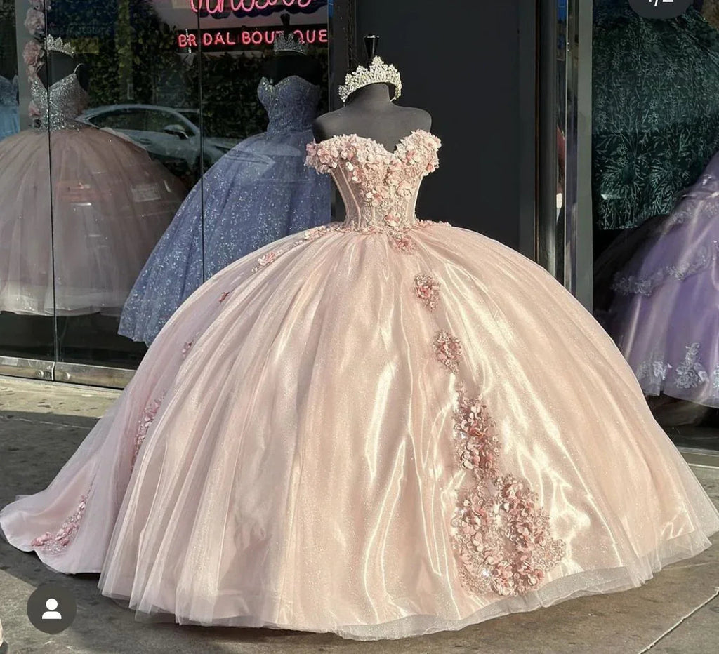 Glänzendes rosa Kleid für den fünfzehnten Geburtstag, Ballkleid mit Aufnähern, Festkleid, Kleid zum sechzehnten Geburtstag Y2567