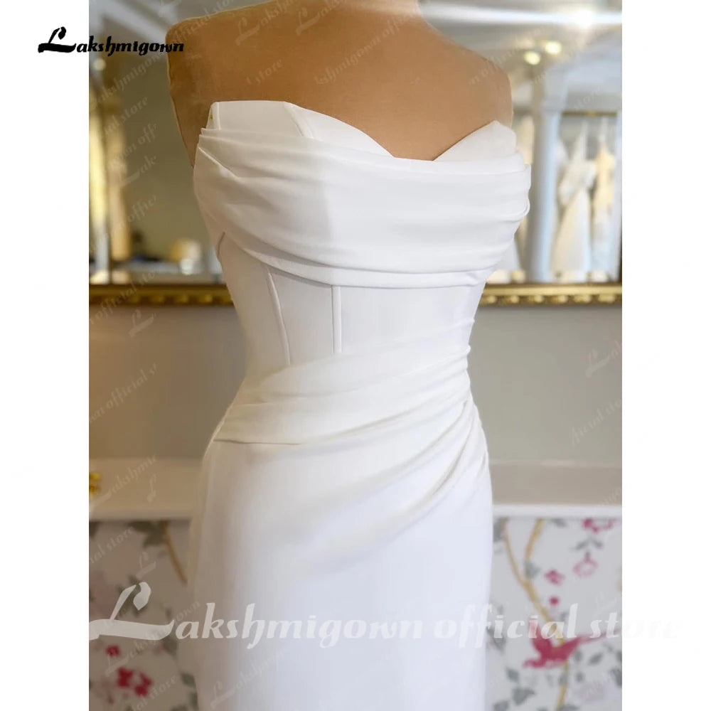 Elegant Mermaid Wedding Dress Custom Fit With Train And Sweetheart Neck