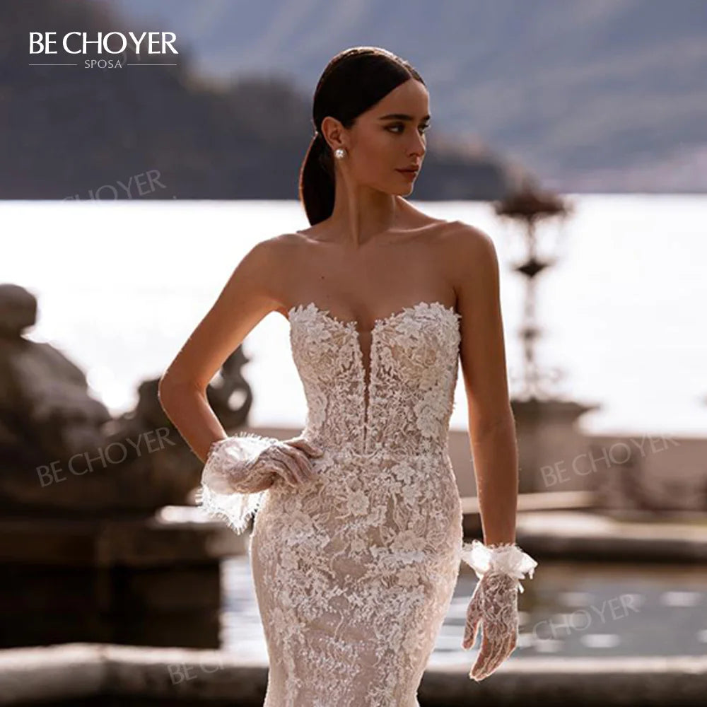 Sleeveless Mermaid Lace Wedding Dress Sweetheart Backless Custom Bridal Gown