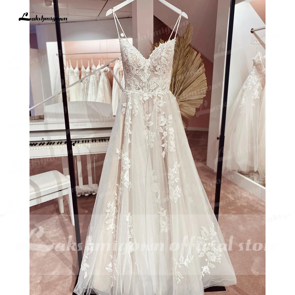 Custom Vintage Champagne Tulle A Line Wedding Dress Backless Lace V Neck