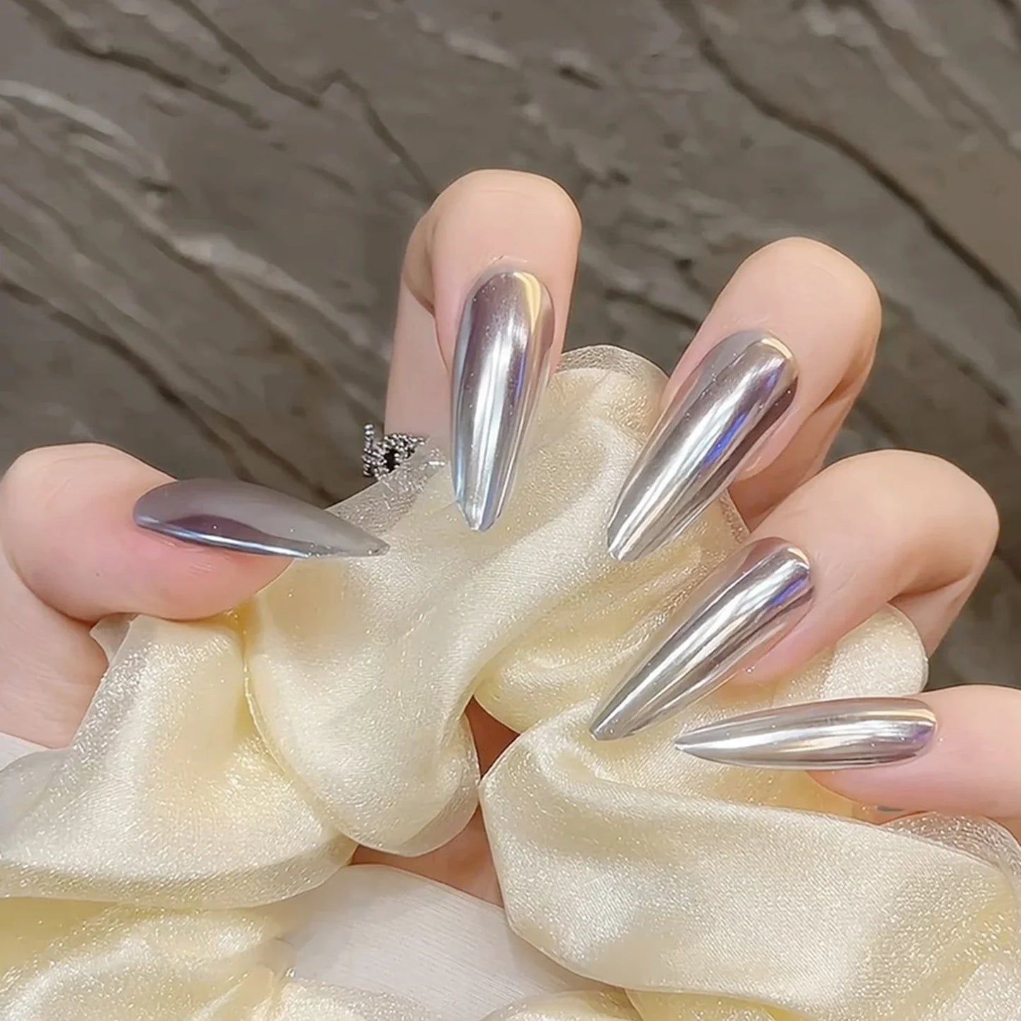 10 uñas postizas plateadas hechas a mano, brillantes, largas, almendradas, cobertura completa, estilo bailarina, para niñas. 